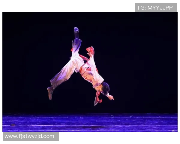 成都街舞队的意识探索与文化传承：聚焦街舞背后的故事与精神